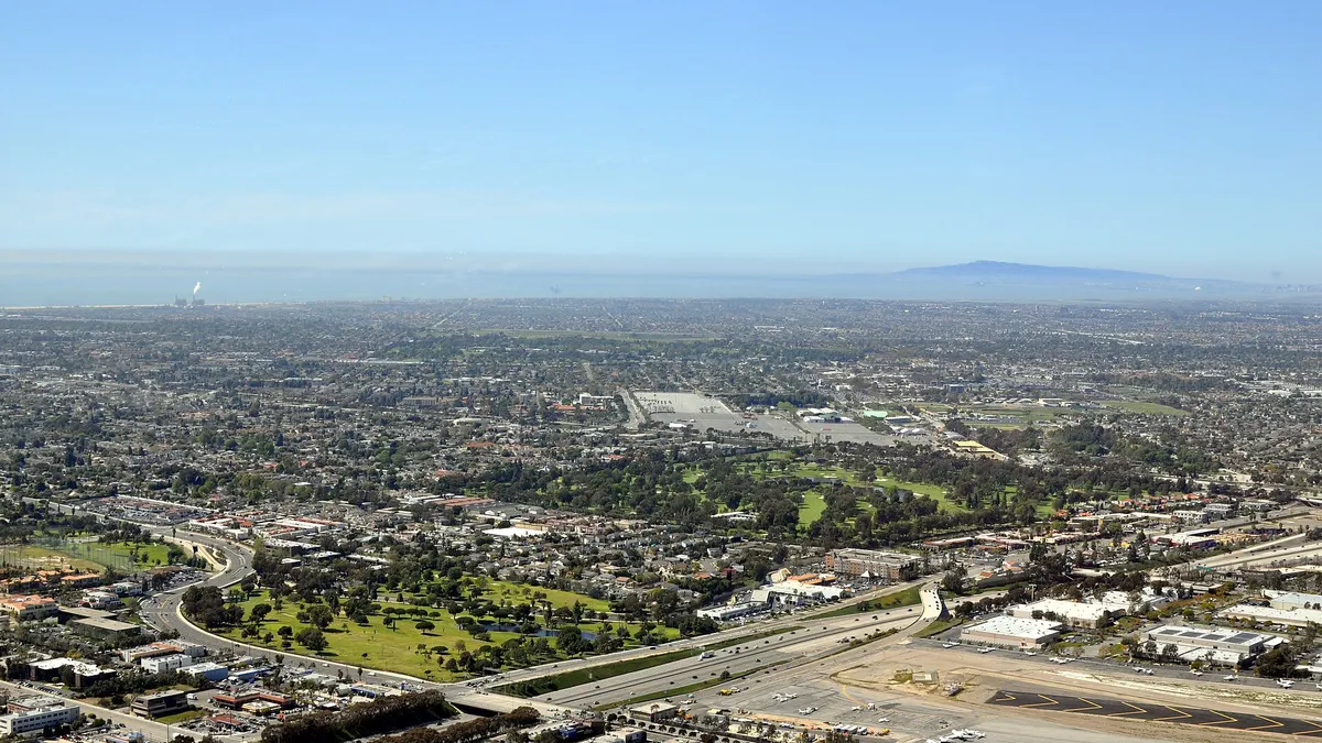 Electrical services in Costa Mesa, California