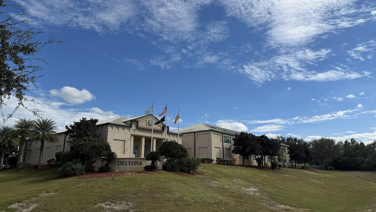 Electrical services in Deltona, Florida