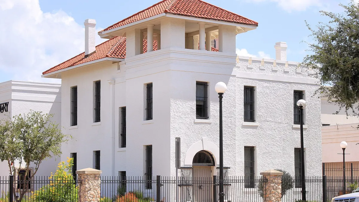 Electrical services in Edinburg, Texas
